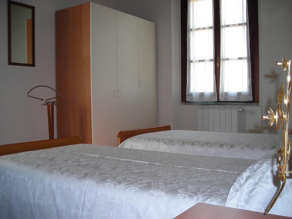 Agriturismo Cascina Roma Ozzero Chambre photo